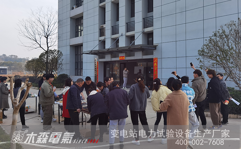 燃情三月，女神約會鳳凰園